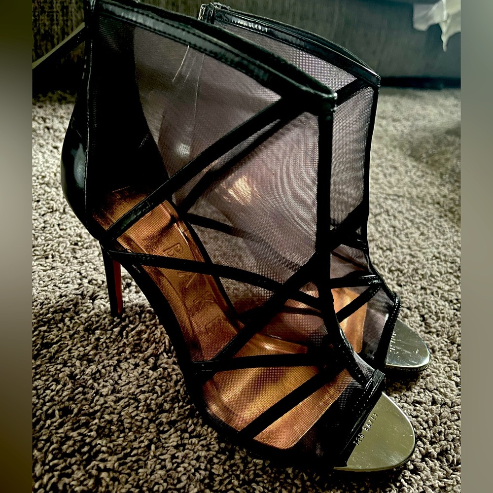 SOLD!!!! Ted Baker ultra heels